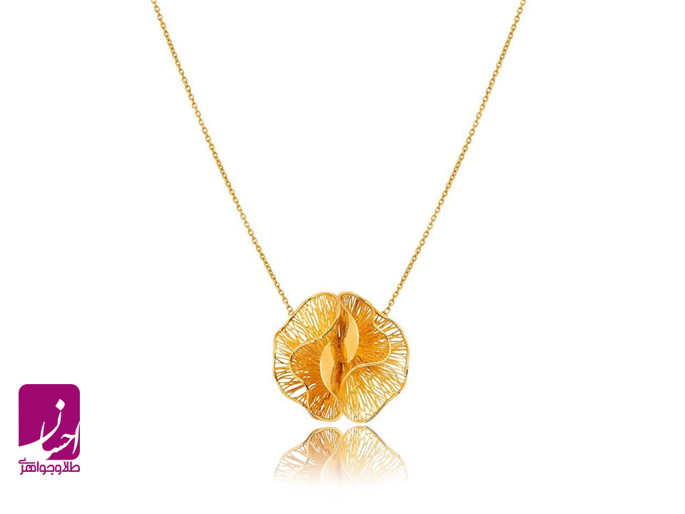 نماد گل میخک در طلا و جواهرات